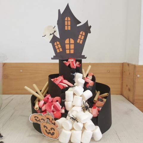 Tarta de Chuches castillo encantado